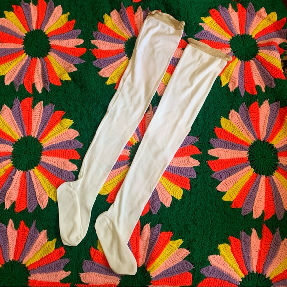 NWOT Solstice Intimates Toasty Garter Underwear AND Thigh-High Socks Size Medium - Picture 10 of 11